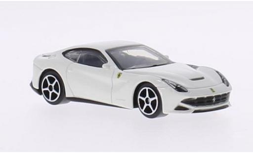Modelauto Ferrari F12 Berlinetta 2 Sedan wit 2013 1/64 Burago