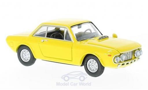 Modelauto Lancia Fulvia HF Coupe 1600 Fanalone geel 1968 1/43 Best