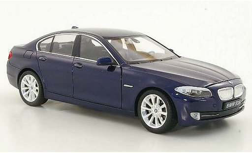 Bmw 535 berline 1/24 Welly i (F10) blauw modelauto