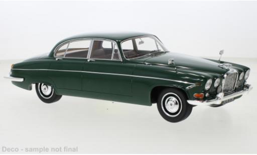 Modelauto Jaguar 420 420G G (Mark X) groen 1966 1/18 BoS Models