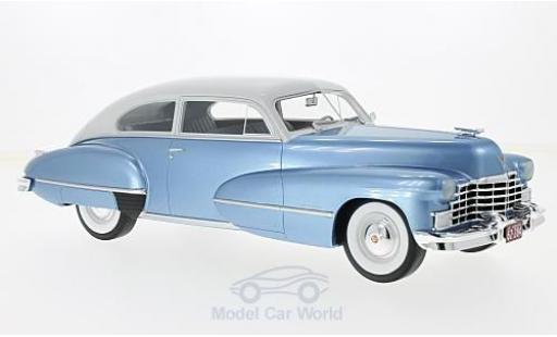 Modelauto Cadillac Series 62 Coupe Club metallic blauw/grijs 1946 1/18 BoS Models