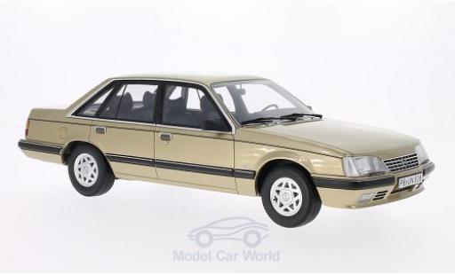 Modelauto Opel Senator A2 3.0 CD metallic beige 1984 1/18 BoS Models