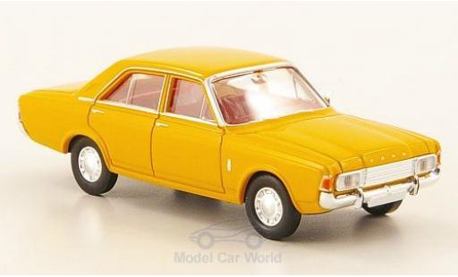 Modelauto Ford Taunus 17M P7 (P7b) geel 1969 1/87 Brekina