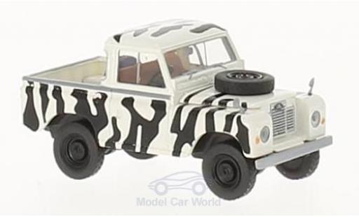 Modelauto Land Rover 88 Base Safari 1/18 Brekina