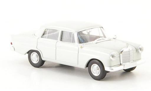 Modelauto Mercedes 190 Base c (W 110) grijs 1/87 Brekina
