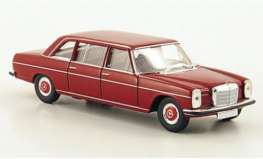 Modelauto Mercedes 220 Base D lang (V115) rood 1970 zonder Vitrine 1/87 Brekina