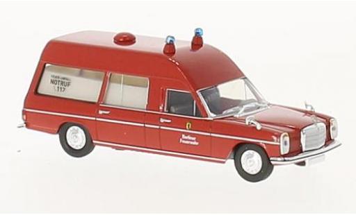 Modelauto Mercedes /8 Base Sedanr Brandweer ambulance 1/87 Brekina
