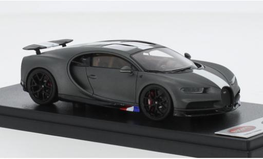 Modelauto Bugatti Chiron Sport L grijs 1/43 Look Smart