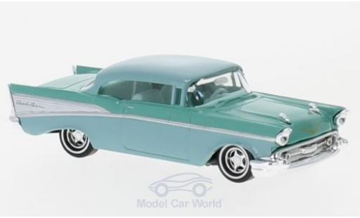 Modelauto Chevrolet Bel Air Coupe groen/blauw 1957 1/87 Busch