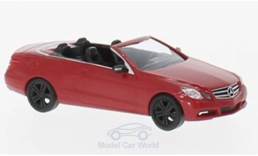 Modelauto Mercedes Classe E Cabriolet Sport (A 207) rood 2010 1/87 Busch