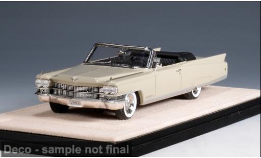 Modelauto Cadillac Eldorado Biarritz beige/zwart 1963 1/43 Stamp Models