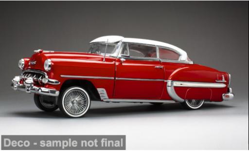 Modelauto Chevrolet Bel Air Coupe rood/wit 1954 1/18 Sun Star