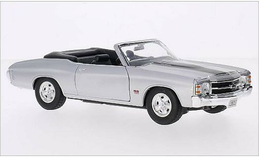 Chevrolet Chevelle Convertible 1/24 Welly SS 454 Cabriolet grijs/zwart 1971 modelauto