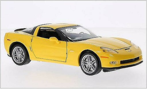 Chevrolet Corvette Coupe 1/24 Welly C6 (C5) geel 2007 modelauto