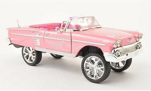 Chevrolet Impala lowrider 1/24 Motormax High Rider roze met Dekor 1958 modelauto