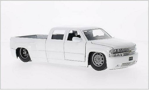Chevrolet Silverado pickup 1/24 Jada Toys Dooley wit 1999 modelauto