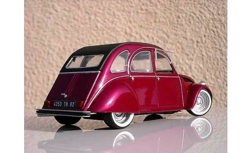 Citroen 2CV Berline 1/18 Solido custom blush effect modelauto