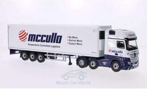 Modelauto Mercedes Actros Base 2545 (MP4) RHD McCulla K&Atilde;&frac14;hlkoffersattelzug 1/50 Corgi
