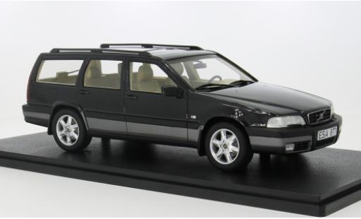 Modelauto Volvo V70 XC zwart 1996 1/18 Cult Scale Models