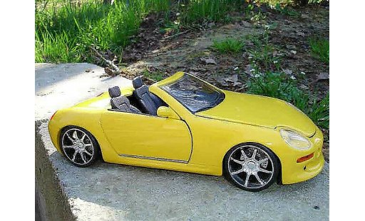Mercedes Classe SLK Base 1/18 Maisto prototype concept car boxter modelauto