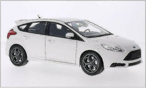 Ford Focus ST 1/18 Minichamps MkIII wit 2011 modelauto