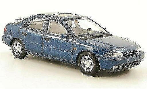 Ford Mondeo Flie&Atilde;�heck 1/43 Minichamps MKI blauw Fliessheck modelauto