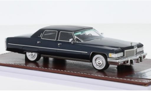 Modelauto Cadillac Fleetwood Brougham metallic blauw/mat-zwart 1976 1/43 GIM   Great Iconic Models