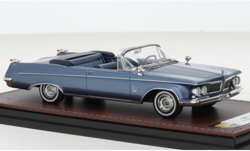 Modelauto Imperial Crown Convertible Cabriolet metallic blauw 1962 1/43 GLM