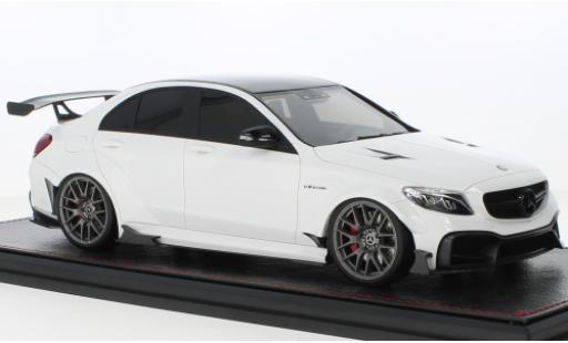 Modelauto Mercedes C AMG C 63S DarwinPRO Widebody wit 1/18 GLM