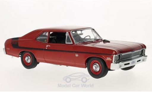 Modelauto Chevrolet Nova tuning rood/Dekor Yenko Deuce 1970 1/18 GMP