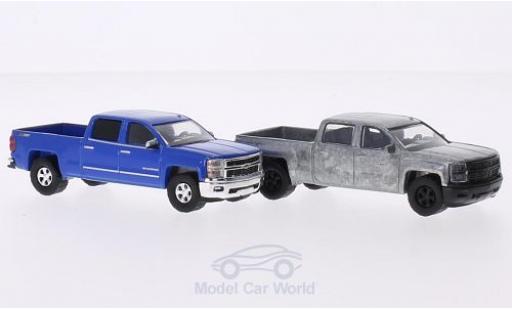 Modelauto Chevrolet Silverado pickup LTZ 271 2014 2er-Set in PC-Box je 1x blauw en 1x unlackiert FirstCut 1/64 Greenlight