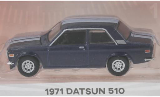 Modelauto Datsun 510 Sedan metallic blauw/wit 1971 2-Door 1/64 Greenlight