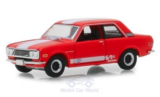 Modelauto Datsun 510 Sedan rood/wit 1970 1/64 Greenlight