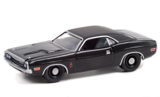 Modelauto Dodge Challenger R/T zwart 1970 The zwart Ghost 1/64 Greenlight