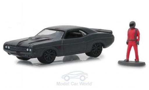 Modelauto Dodge Challenger Coupe Shakedown Tribute grijs 1971 met Figur 1/64 Greenlight