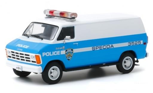 Modelauto Dodge RAM police B 150 NYPD - New York City Politie Department 1987 1/43 Greenlight