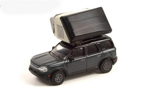 Modelauto Ford Bronco Sport Base Sport grijs 2021 1/64 Greenlight
