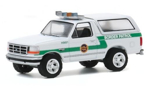Modelauto Ford Bronco Custom U.S. Customs and Border Protection 1993 Border Patrol 1/64 Greenlight