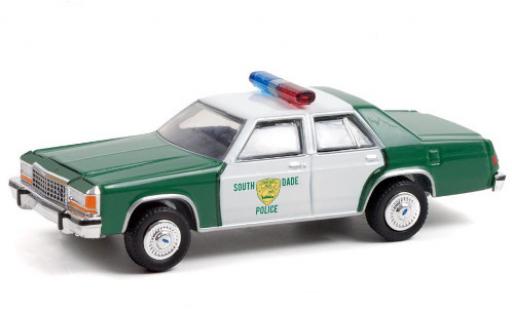 Modelauto Ford LTD Berline Victoria Crown 1983 Ace Ventura 1/64 Greenlight