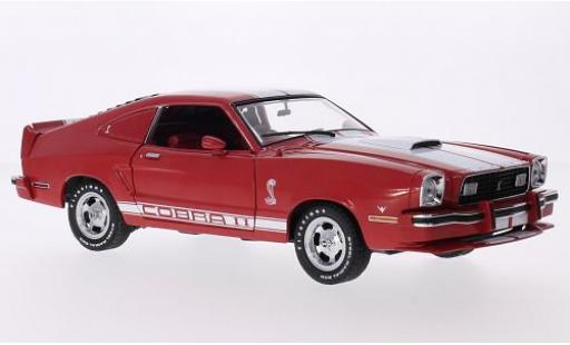 Modelauto Ford Mustang Cobra II rood/wit 1978 1/18 Greenlight