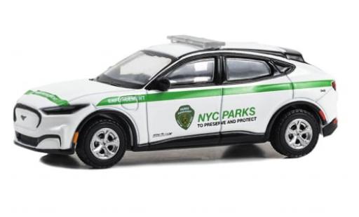Modelauto Ford Mustang Police Mach E NYC Department Of Parks &amp; Recreation 2023 1/64 Greenlight
