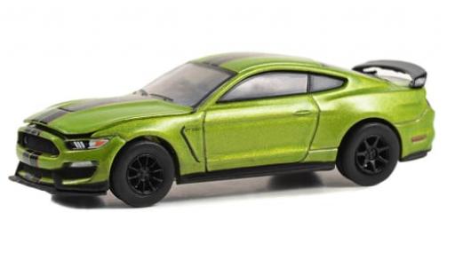Modelauto Ford Mustang Shelby GT350 Ford Mustang R metallic groen 2020 1/64 Greenlight