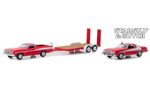 Modelauto Ford Ranchero Berline rood/wit Starsky & Hutch 1976 met Gran Torino auf Zweiachsh&Atilde;&curren;nger 1/64 Greenlight