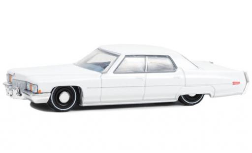 Modelauto Cadillac Sedan Sedan DeVille wit 1972 1/64 Greenlight