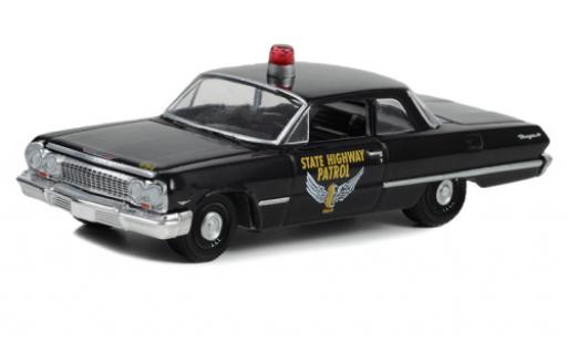 Modelauto Chevrolet Biscayne police Ohio State Highway Patrol 1963 1/64 Greenlight