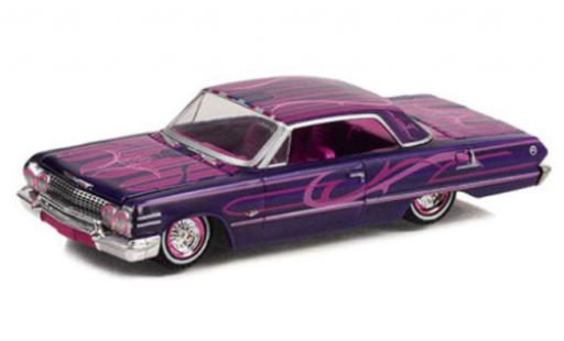 Modelauto Chevrolet Impala lowrider paars 1963 1/64 Greenlight