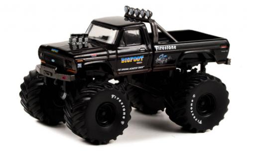 Modelauto Ford F-250 Monster Truck zwart Bigfoot 1974 1/64 Greenlight