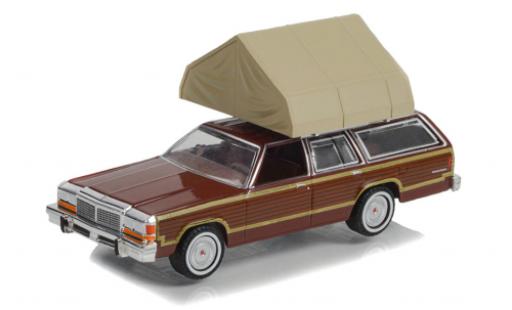 Modelauto Ford LTD Country Squire rood 1979 1/64 Greenlight