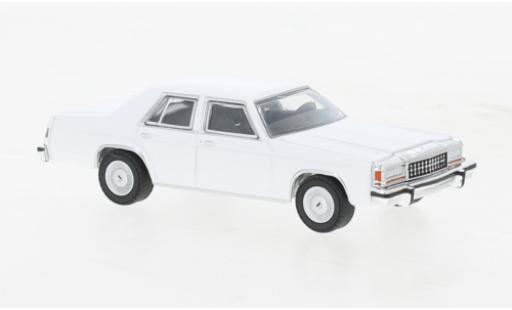 Modelauto Ford LTD Crown Victoria wit 1980 1/64 Greenlight