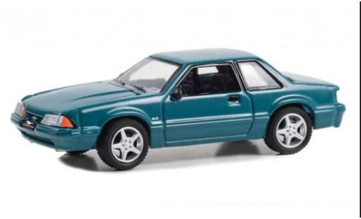 Modelauto Ford Mustang LX 5.0 metallic groen 1992 1/64 Greenlight